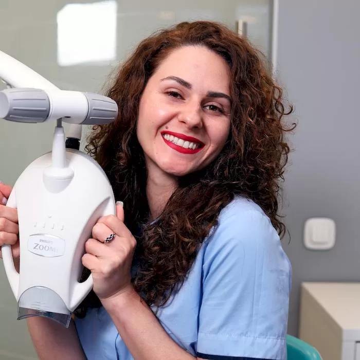 Профессиональная гигиена с аппаратом Air Flow Master