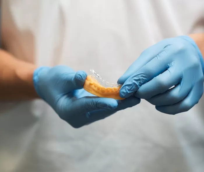 Лечение без брекетов, элайнеры
